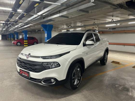 FIAT TORO 2.0 16V TURBO DIESEL FREEDOM 4WD AT9